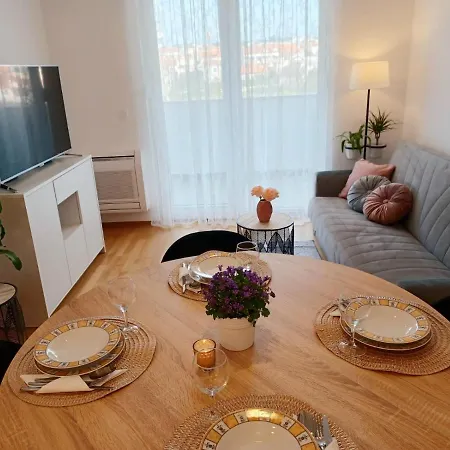 Lovely 公寓 扎达尔